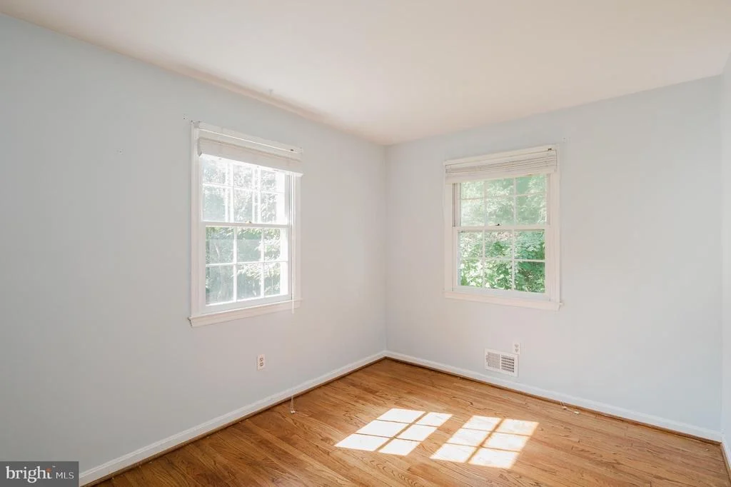 Photo of 318 BEACH DRIVE