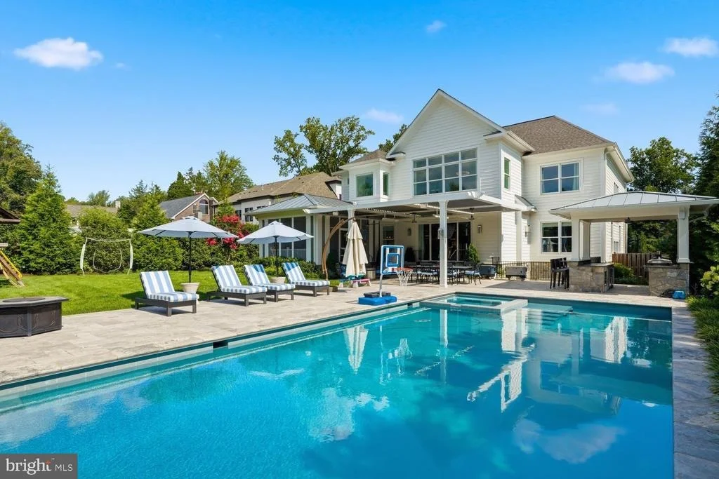Photo of 6909 ARBOR LANE