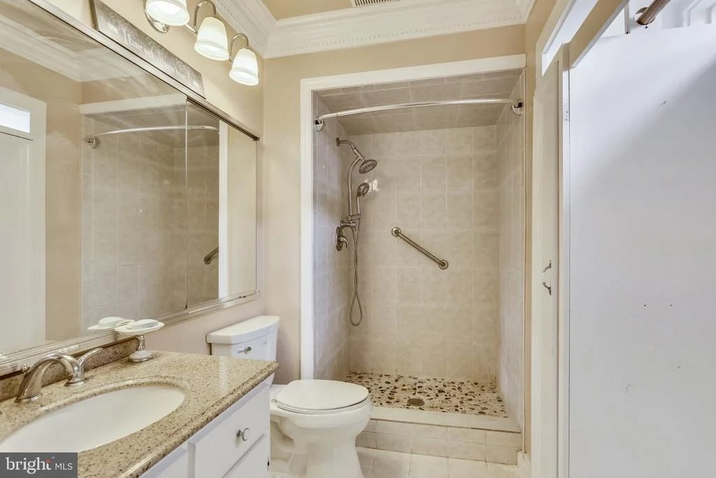 Photo of 13913 BROOMALL LANE