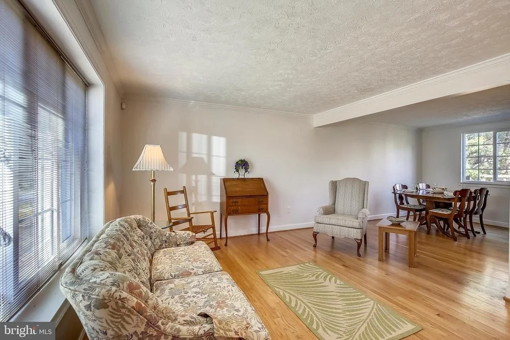 Photo of 19404 FRAMINGHAM DRIVE