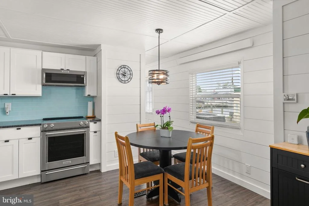 Photo of 35546 PINE DRIVE