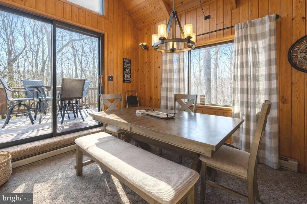 Photo of 61 FREDERICK CIRCLE