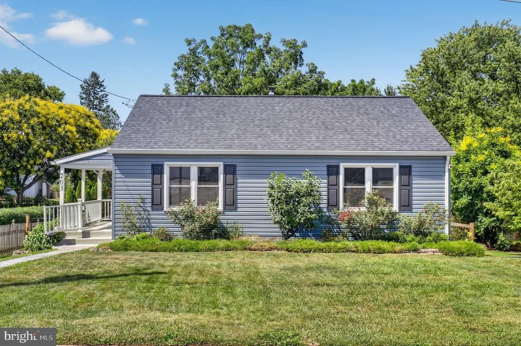 Photo of 203 FREDERICK AVENUE