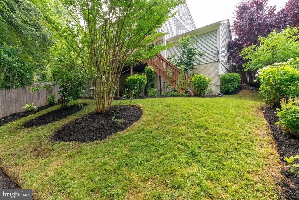 Photo of 7527 FILBERT TERRACE
