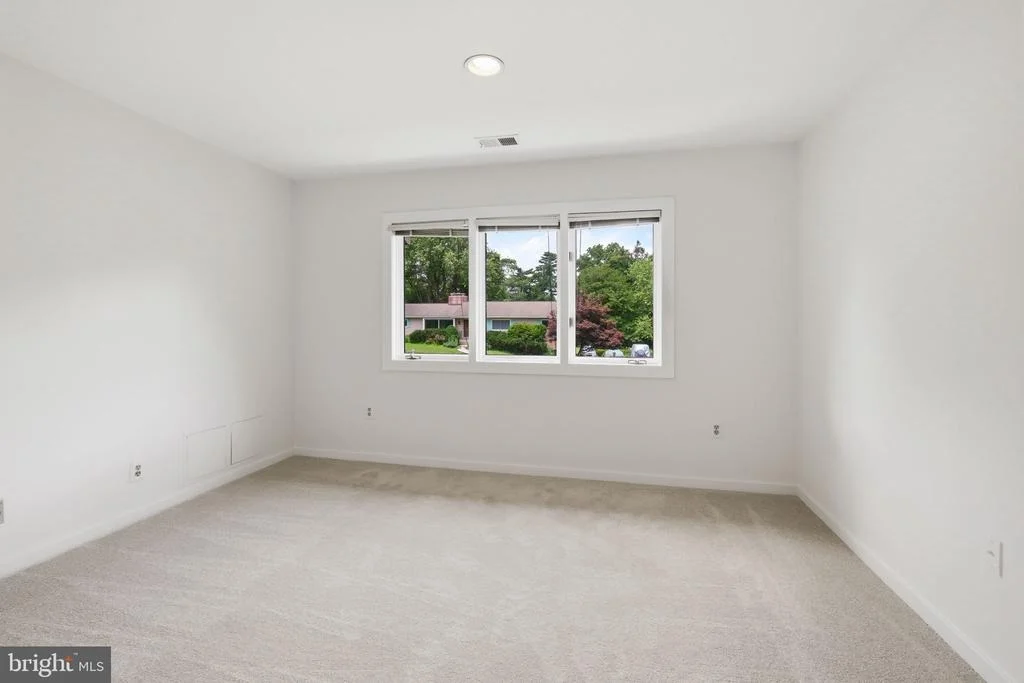 Photo of 11505 LE HAVRE DRIVE