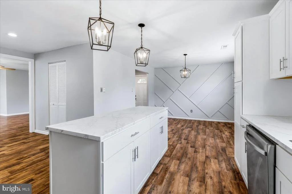 Photo of 7165 FAIRBROOK ROAD