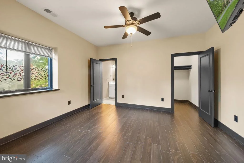 Photo of 8419 OVERLOOK STREET