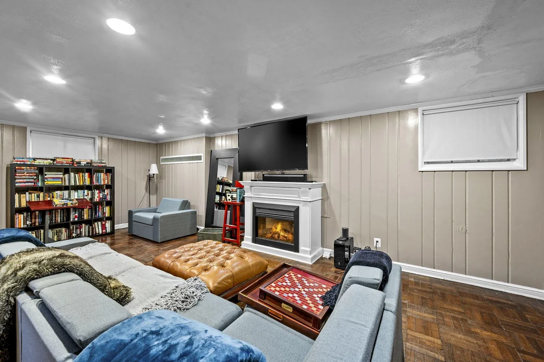 Photo of 1522 DALE