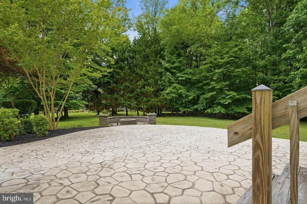 Photo of 3820 LEAFCREST COURT