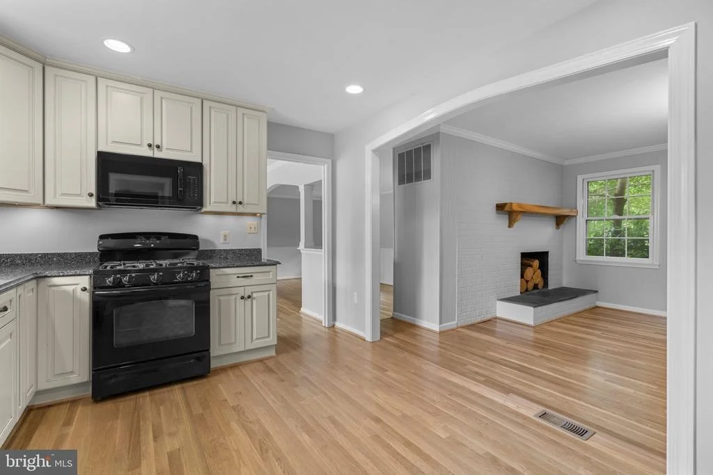 Photo of 17512 PRINCESS ANNE DRIVE