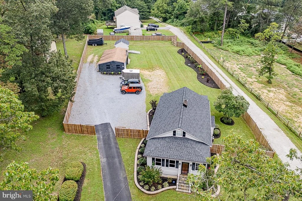 Photo of 8013 TELEGRAPH ROAD