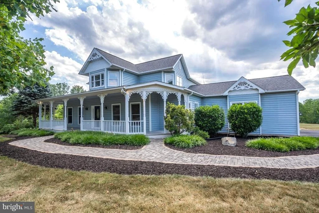 Photo of 22669 WATSON ROAD