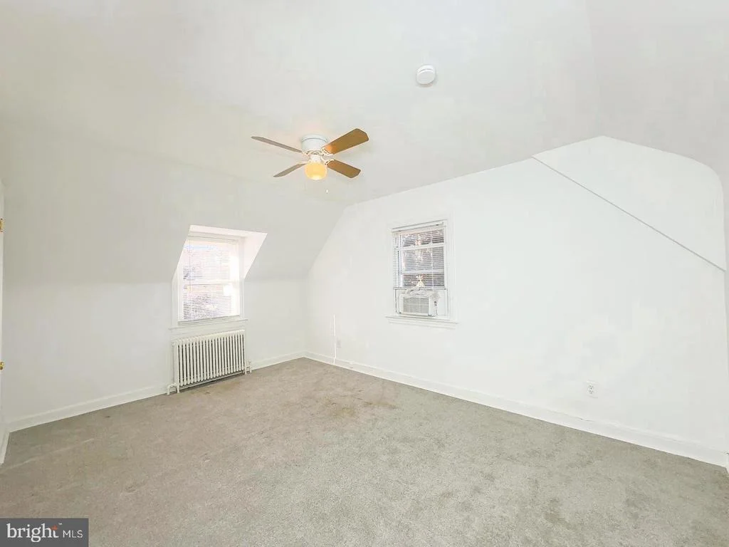 Photo of 1106 45TH PLACE SE