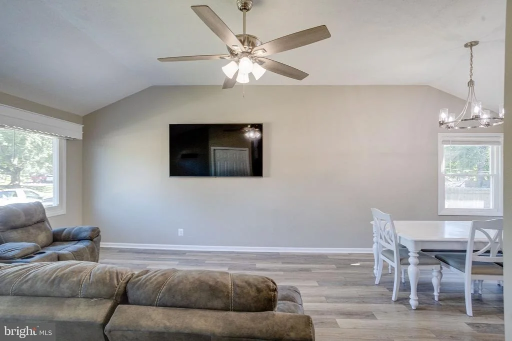 Photo of 442 BERNICE TERRACE