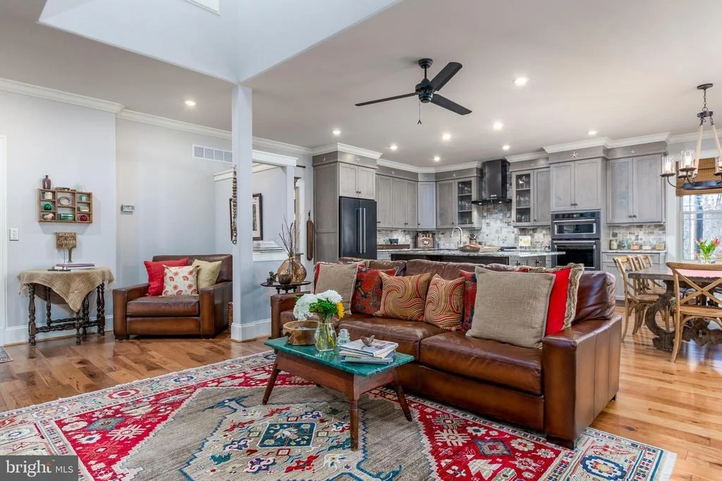 Photo of 144 ELIZABETH WAY