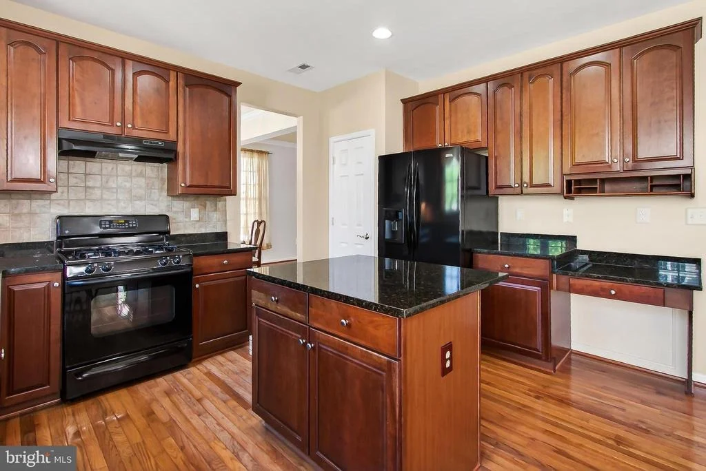 Photo of 8200 KERFOOT DRIVE