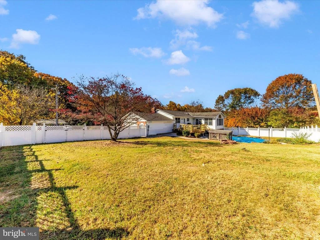Photo of 9242 OAK TREE CIRCLE