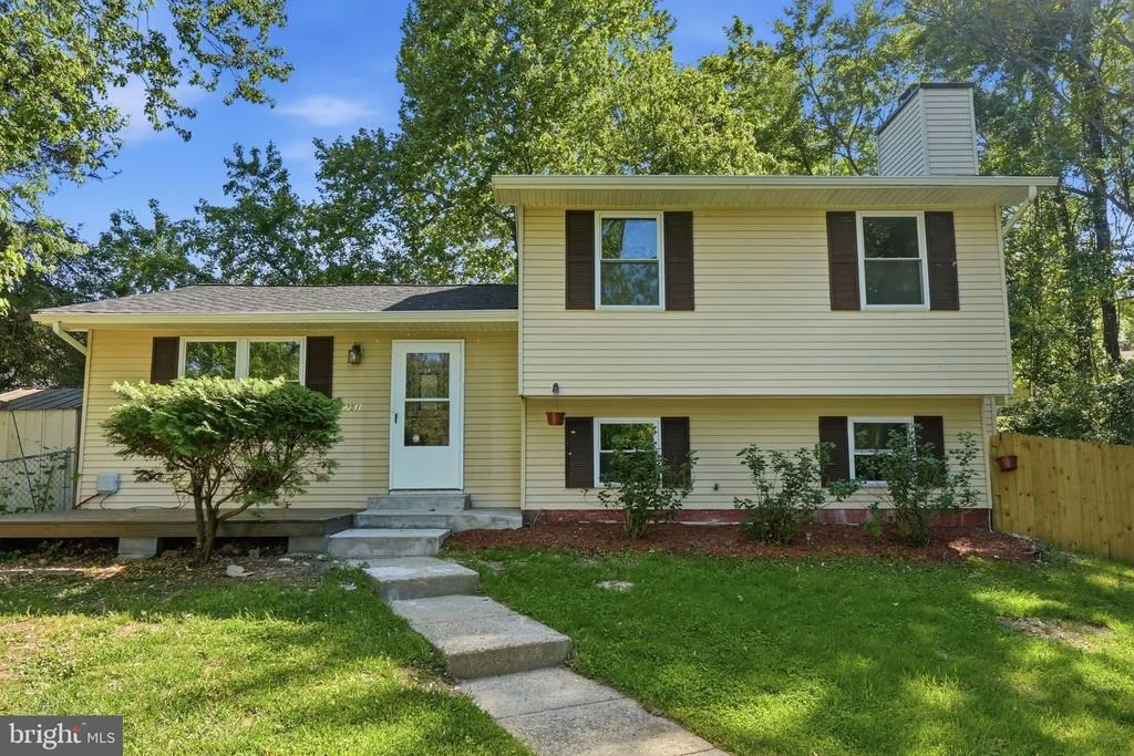 Photo of 7251 STRAWBERRY PLACE