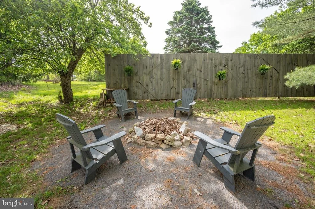 Photo of 560 GLENDALE ROAD