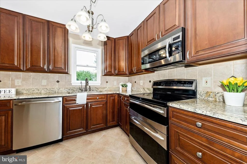 Photo of 2679 LESLIE ROAD