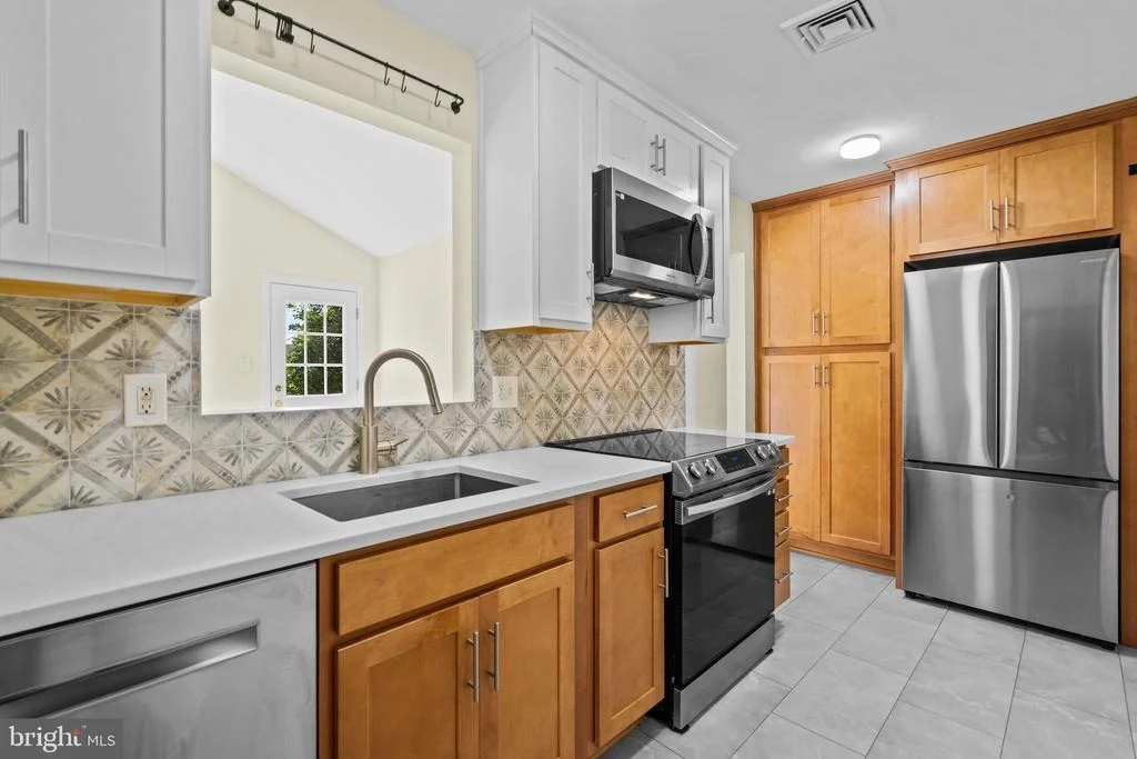 Photo of 12200 VALLEYWOOD DRIVE