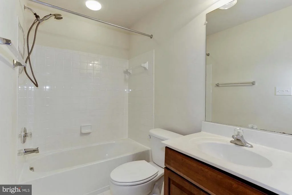 Photo of 7585 LINDBERG DRIVE