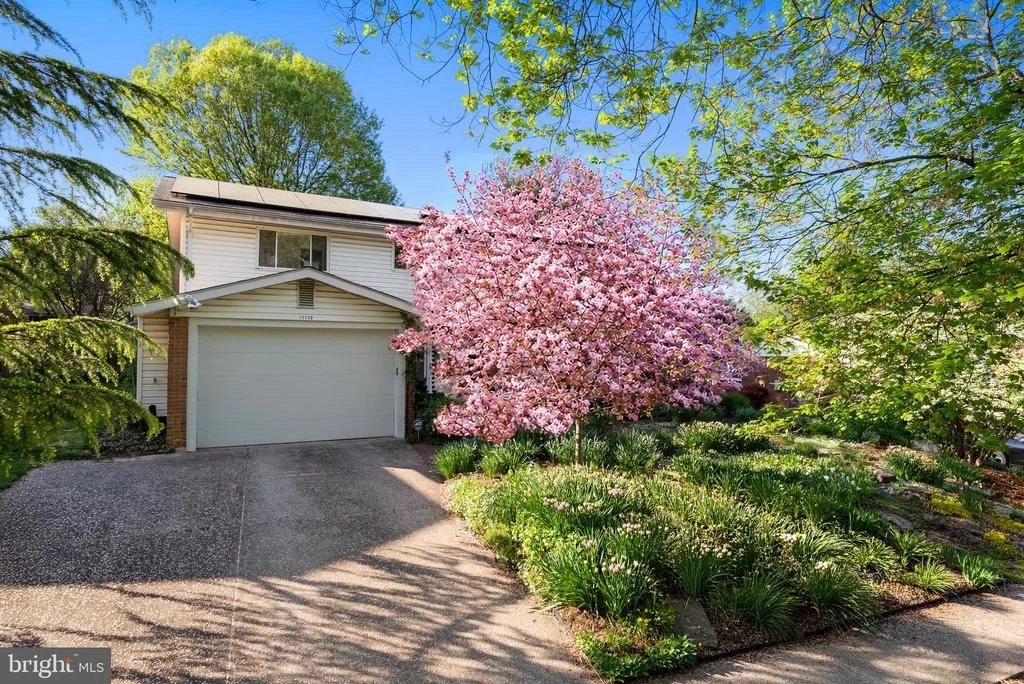 Photo of 11112 NICHOLAS DRIVE