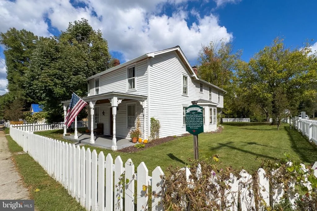 Photo of 11154 STONEBROOK DRIVE