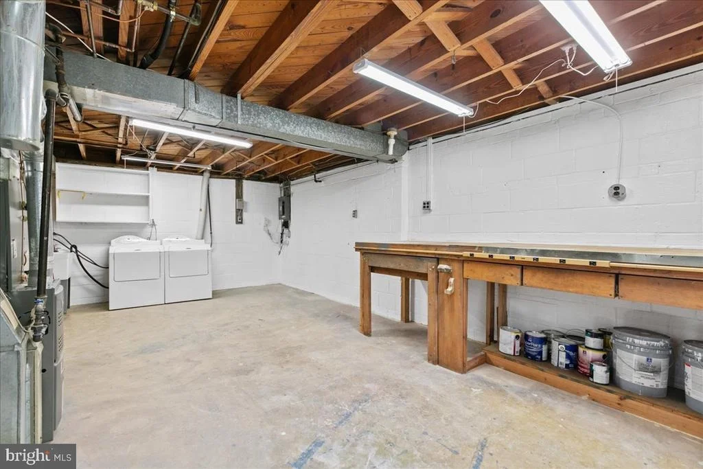 Photo of 5517 SOUTHAMPTON DRIVE