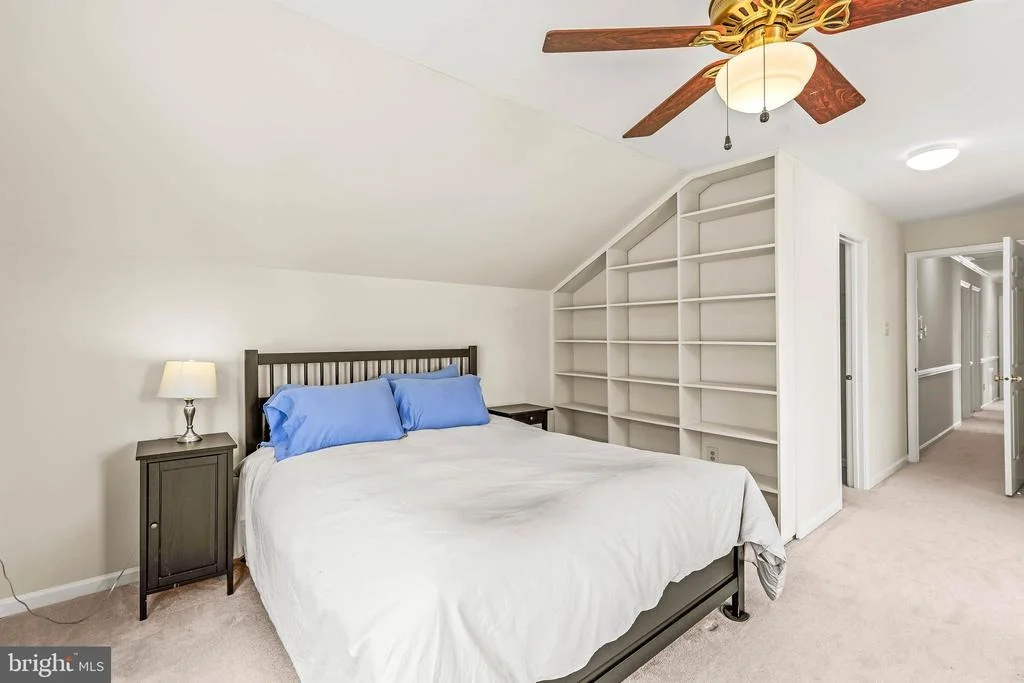 Photo of 1868 MIDDLEBRIDGE DRIVE