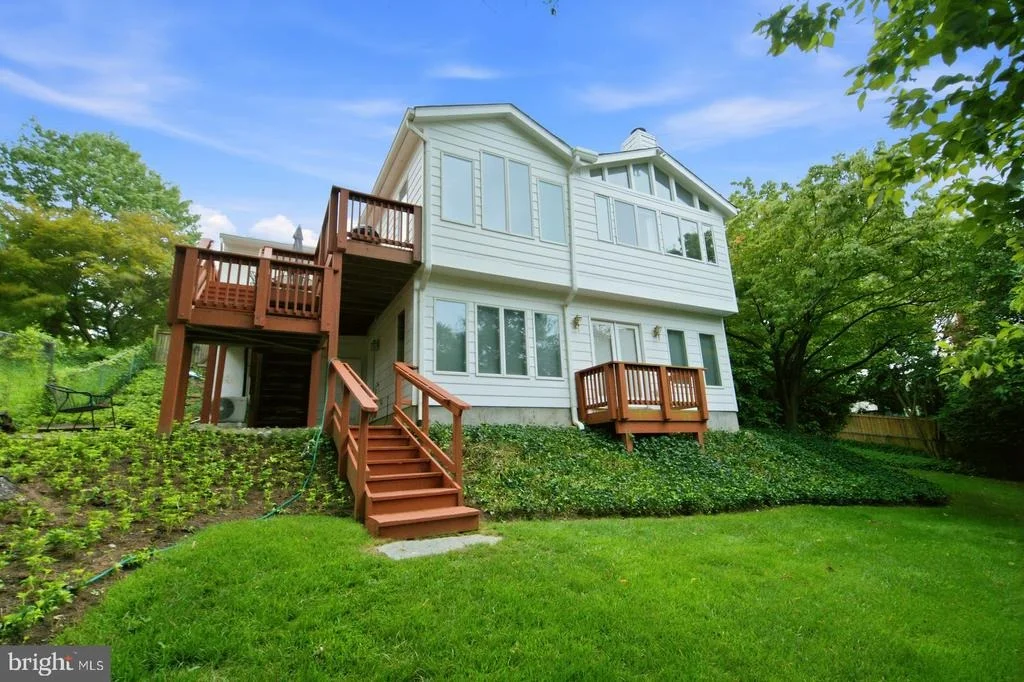 Photo of 5117 WILLIAMSBURG BOULEVARD