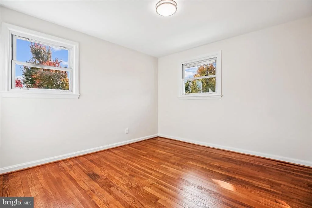 Photo of 11603 VEIRS MILL ROAD