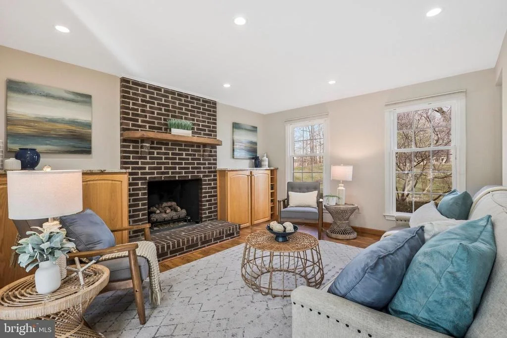 Photo of 6929 COLBURN DRIVE