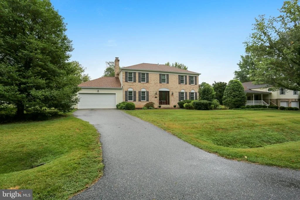 Photo of 15209 DONNA DRIVE