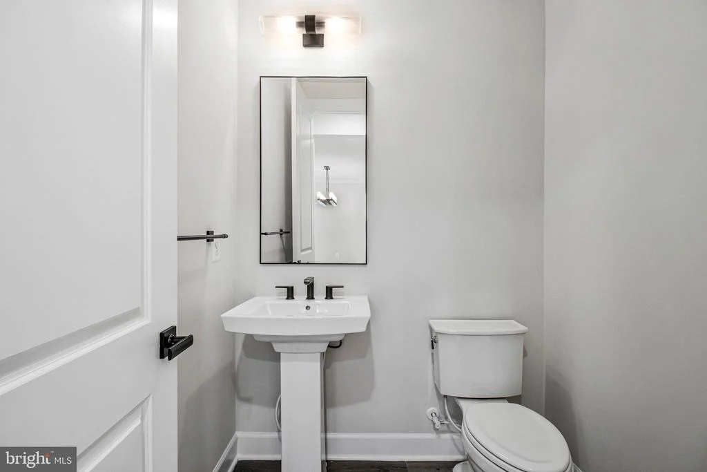 Photo of 1423 CRANESBILL LANE