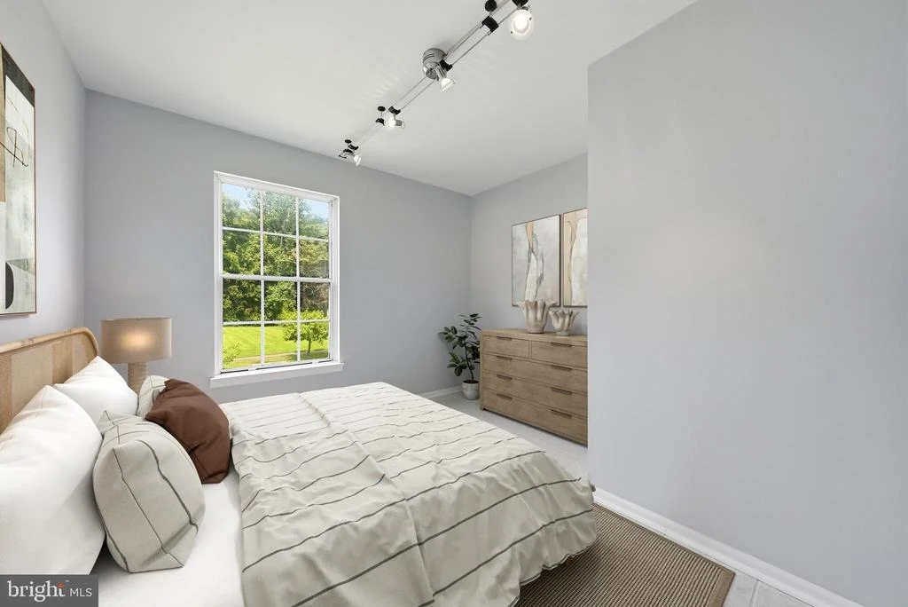 Photo of 10101 MADRONAWOOD DRIVE
