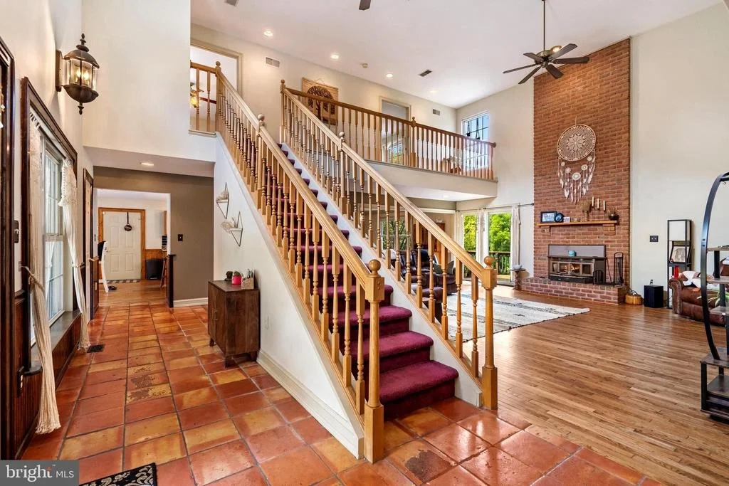 Photo of 955 STAYMAN DRIVE
