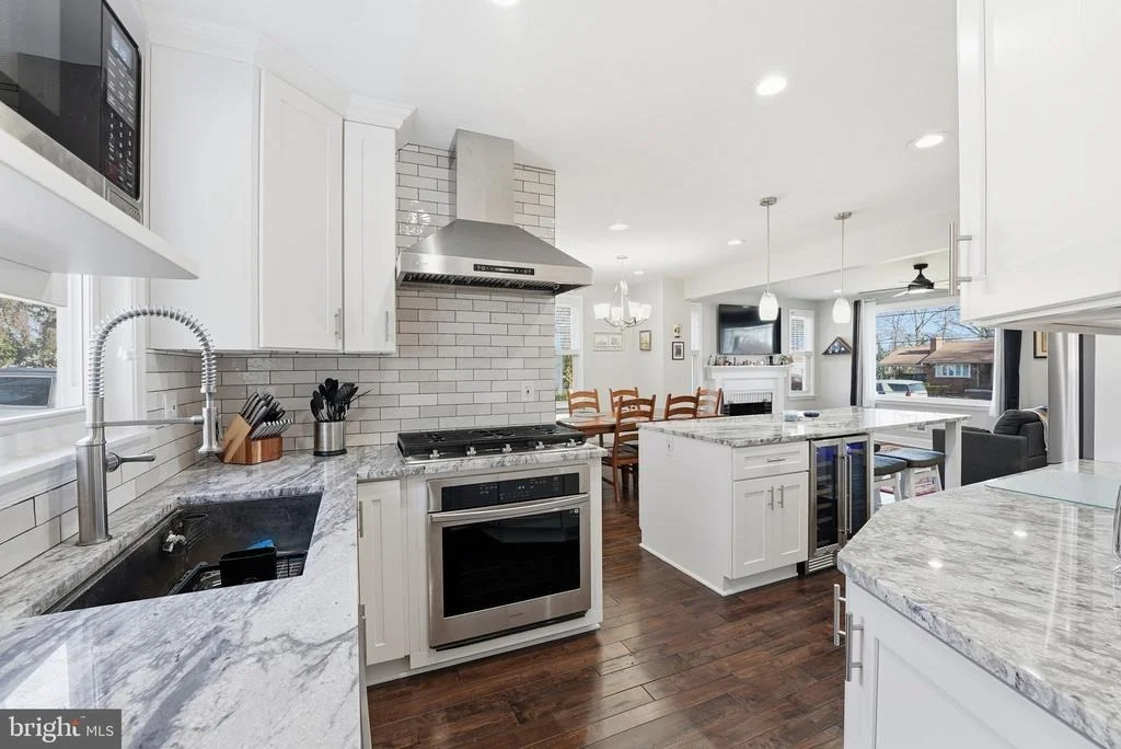 Photo of 6710 OAK DRIVE