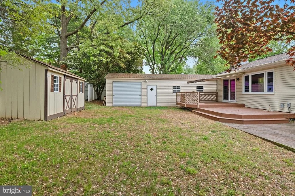 Photo of 970 HIGHPOINT DRIVE