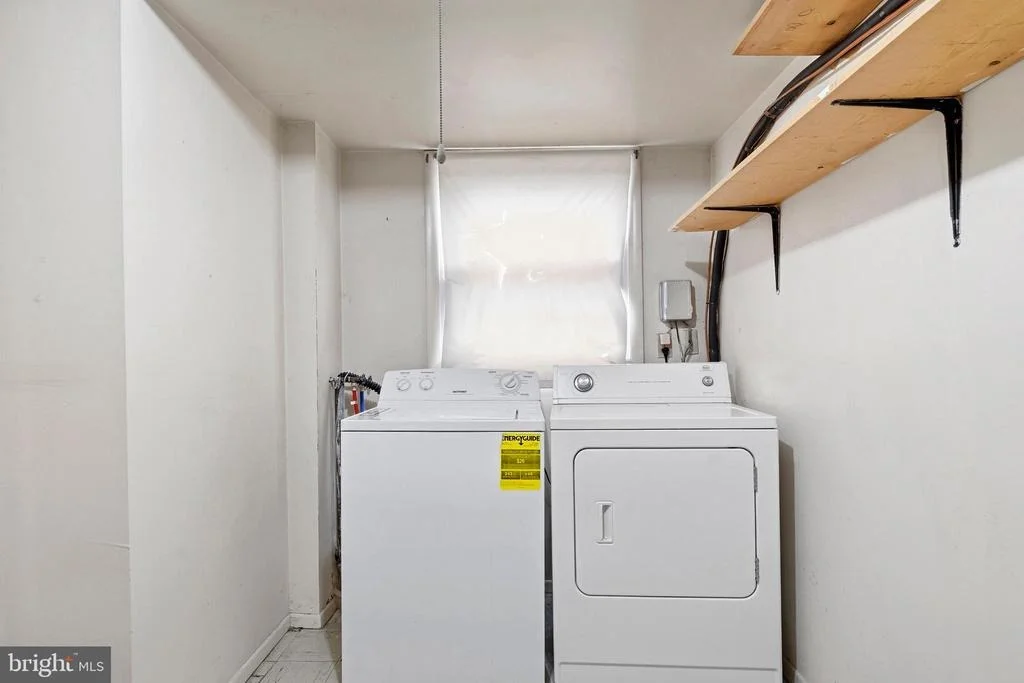 Photo of 215 COMPTON ROAD