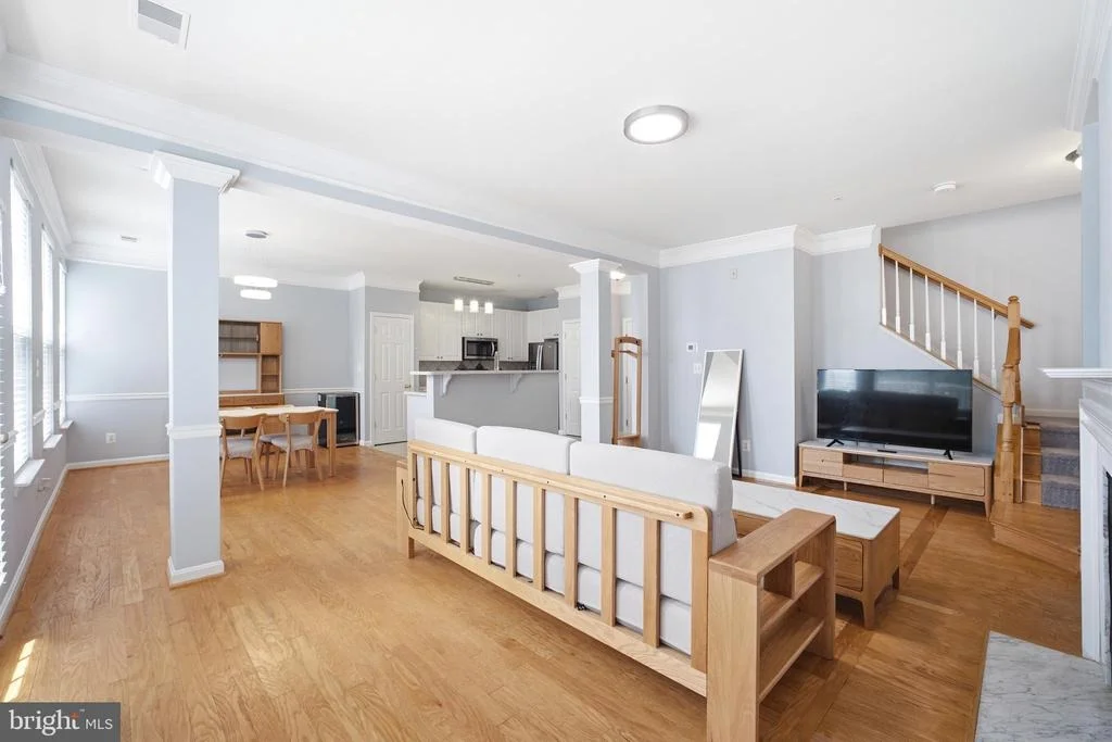 Photo of Unit 310 at 2665 MANHATTAN PLACE