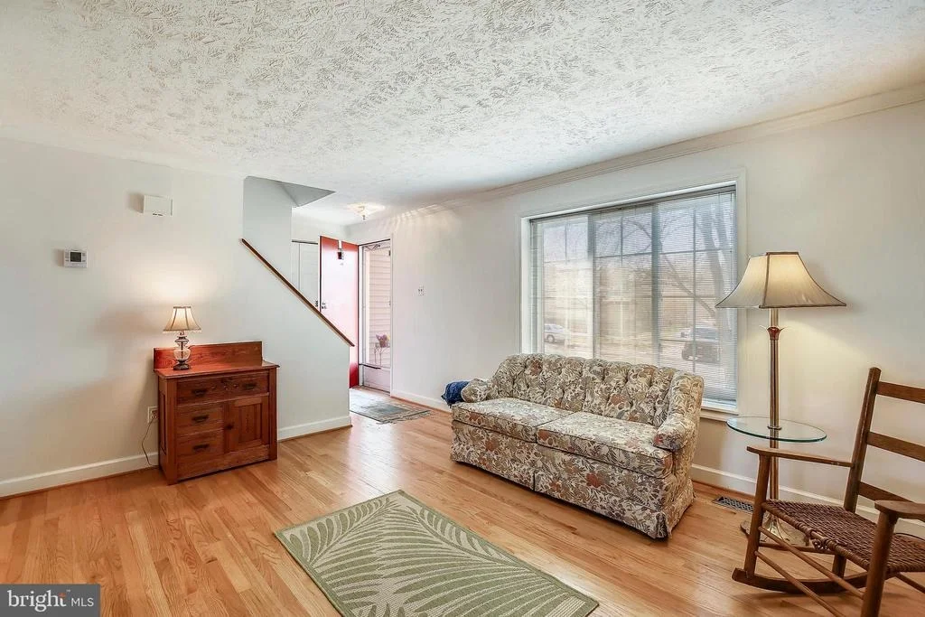 Photo of 19404 FRAMINGHAM DRIVE