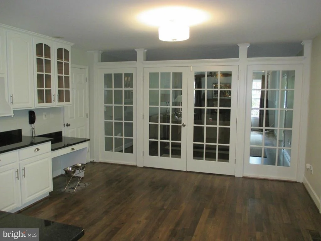 Photo of 907 SAINT EVA LANE