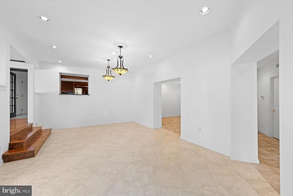 Photo of 20340 SILVER LAKE DRIVE
