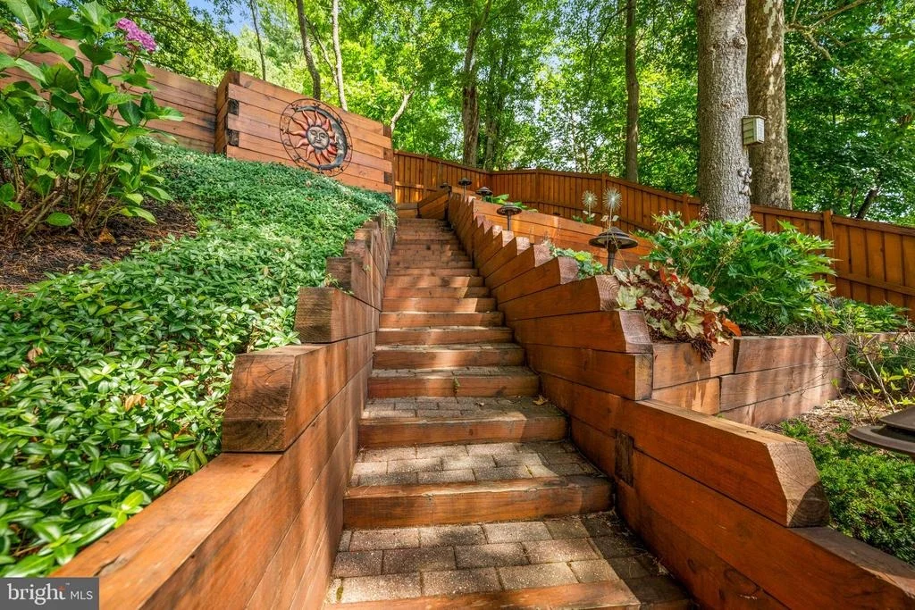 Photo of 15612 PEACH WALKER DRIVE