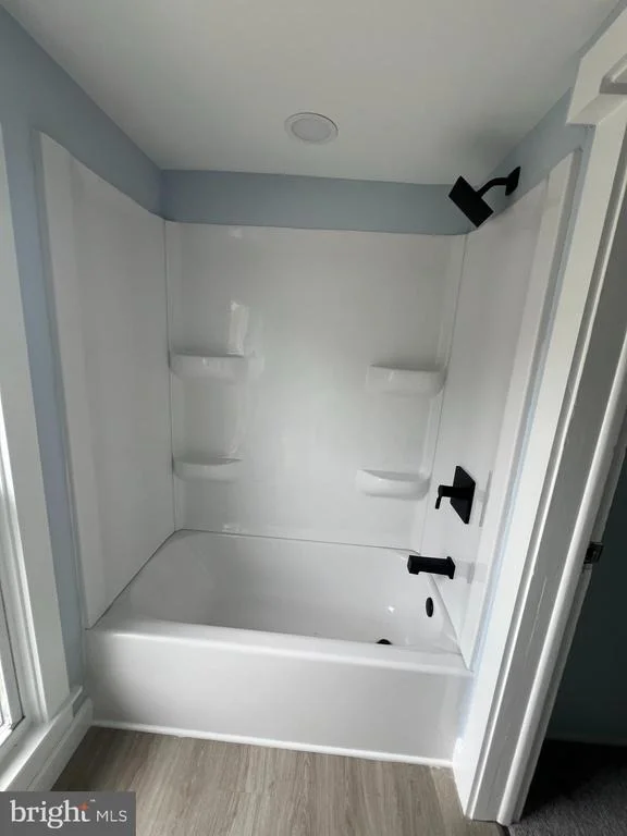 Photo of 425 HENRY STREET