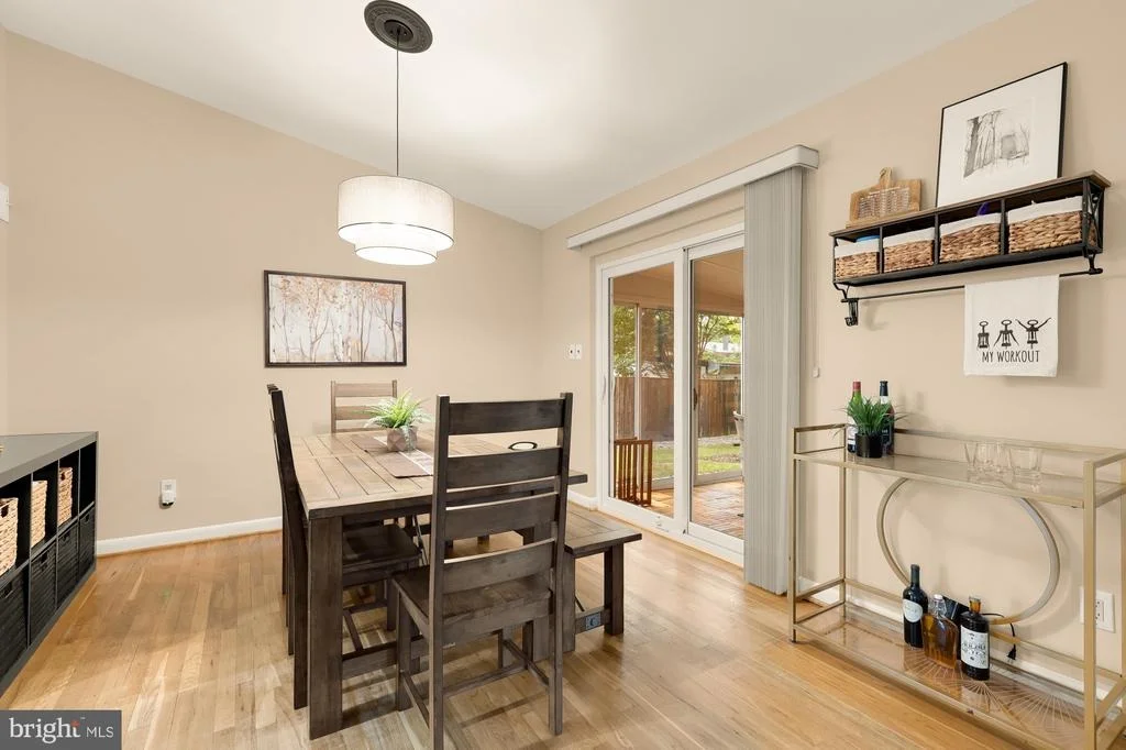 Photo of 1024 DEVERE DRIVE