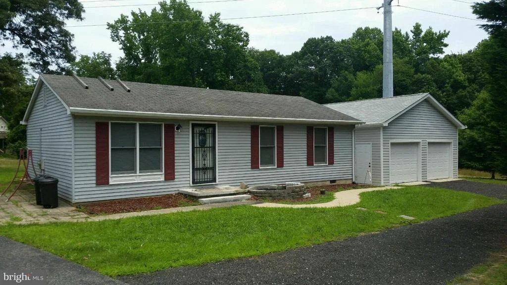 Photo of 721 WHITE SANDS DRIVE