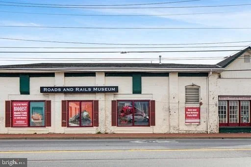 Photo of 819 TRAIL AVENUE