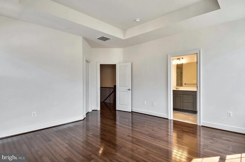Photo of 3427 URBANA PIKE
